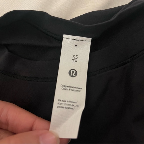New Lululemon Wundermost Ultra-Soft High-Neck Sleeveless Bodysuit XS Black $68 - Picture 7 of 9